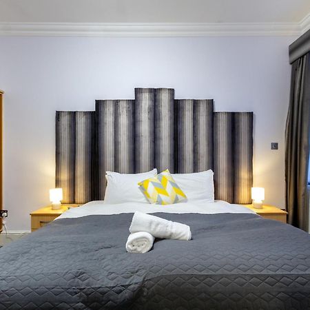 London Gatwick Inn Экстерьер фото